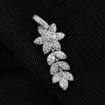 Серебряная подвеска «Живой цветок» 925 пробы со вставками